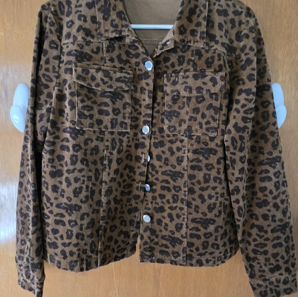 NWT, Nasty Gal Leopard Print Button-Up Jacket Size 6. - Picture 1 of 5